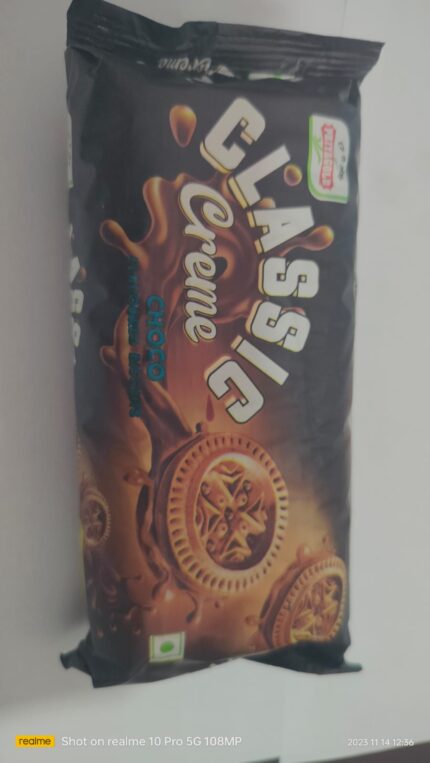 Priya Gold Classic Creme Choco Biscuit
